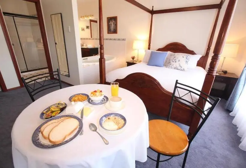 スタンダードスタジオ, Wine And Roses Bed And Breakfast