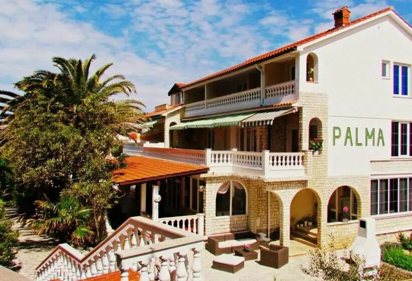 Huoneisto 1 Makuuhuone Terassi, Palma Guesthouse