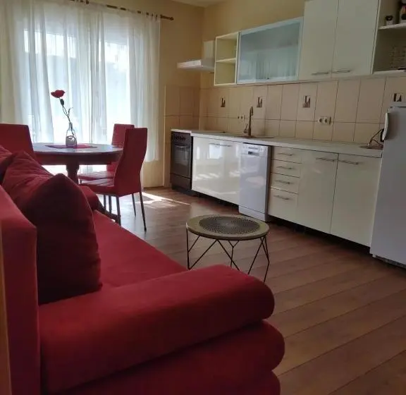 Huoneisto 1 Makuuhuone Terassi, Palma Guesthouse