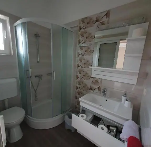 Perhehuone, Palma Guesthouse