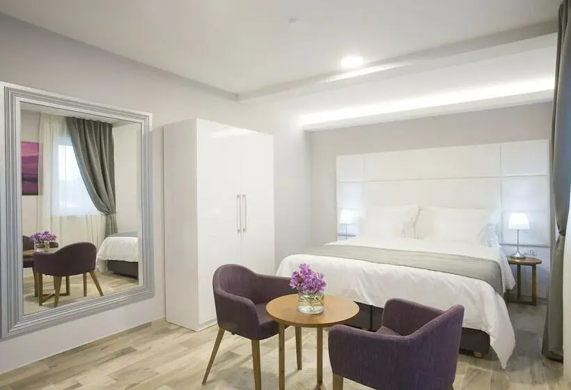 اتاق لوکس با بالکن, Boutique Hotel Intermezzo Pag Centre
