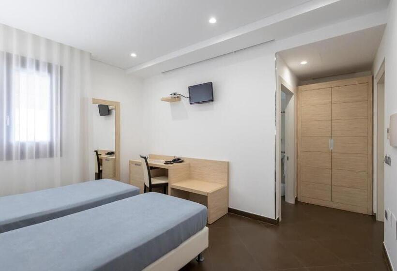 غرفة قياسية بالطابق الأرضى, Alaba