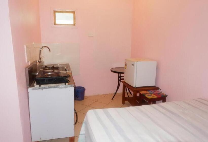 Economy Triple Room, Bluepango Guest House