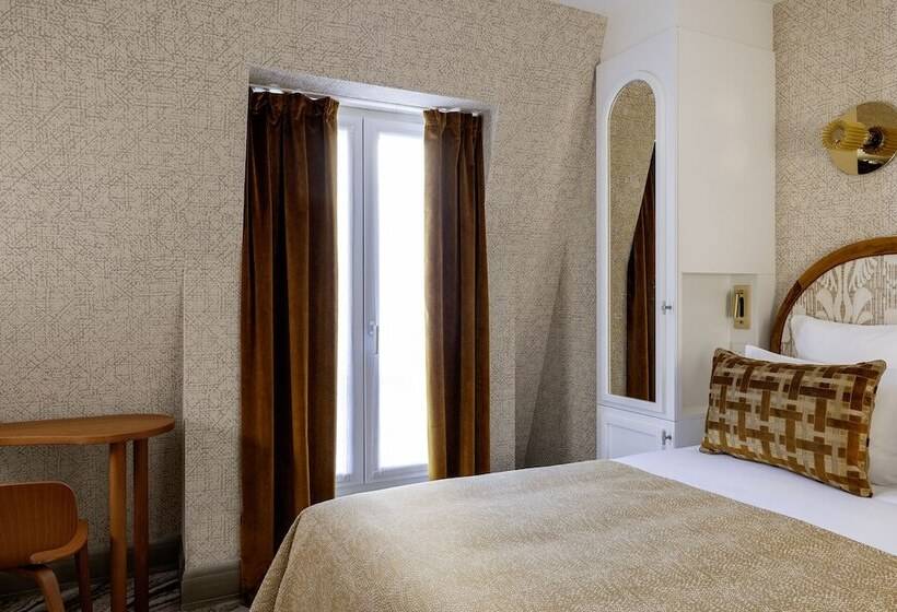 ファミリールーム, Des Carmes By Malone