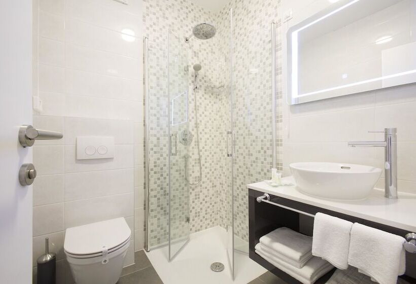 اتاق لوکس, Boutique Hotel Intermezzo   Pag Centre