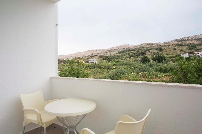 اتاق لوکس با بالکن, Boutique Hotel Intermezzo   Pag Centre