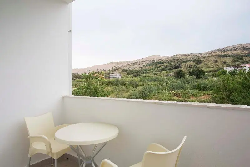 اتاق لوکس با بالکن, Boutique Hotel Intermezzo Pag Centre