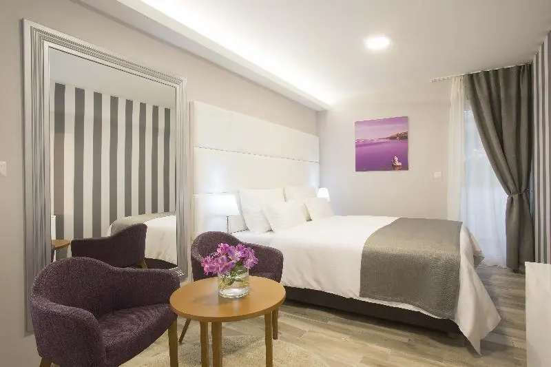 اتاق لوکس با بالکن, Boutique Hotel Intermezzo Pag Centre