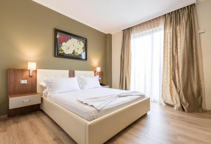 스탠다드 발코니 룸, Keit