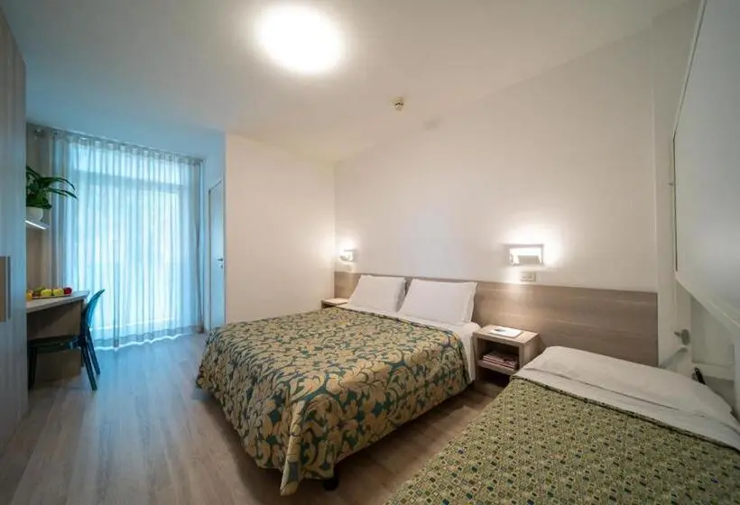 اتاق کلاسیک سه تخته, Las Vegas