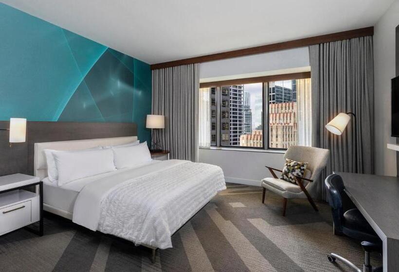 带大床的套房, Le Méridien Houston Downtown