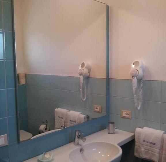 Трехместный Номер Комфорт, Mayer