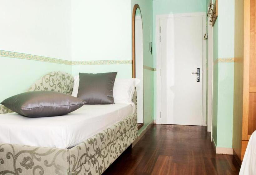 トリプルクラシックルーム, Parco