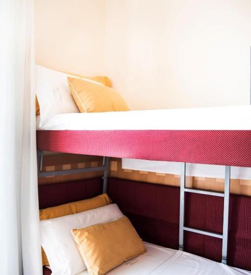 スーペリアの4人部屋, Parco