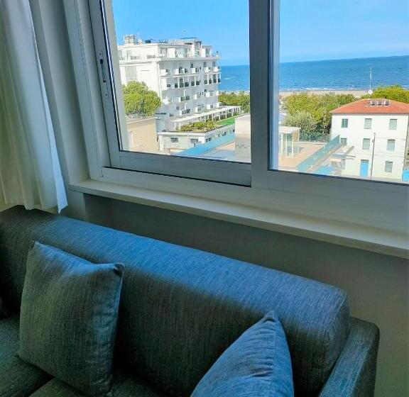 ジュニアスイート, Parco