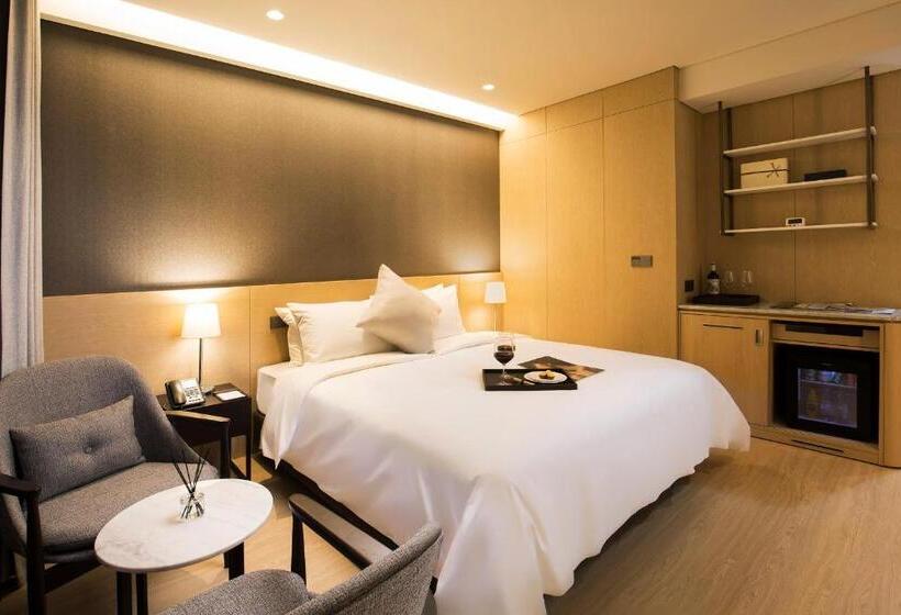 غرفة سوبيريور مطلّة علي البحر, St.john S