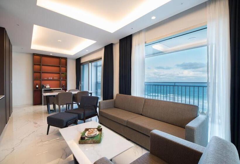 جناح إدارى مطل على البحر, St.john S