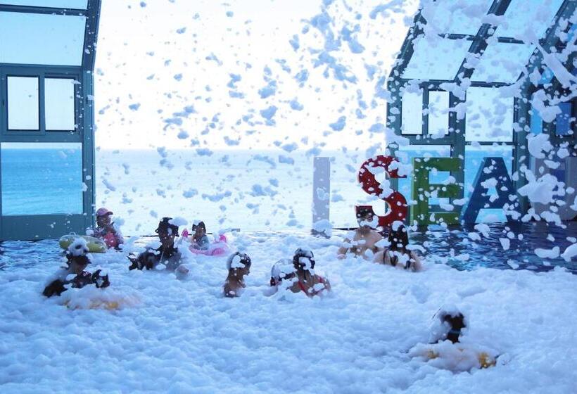 غرفة قياسية إطلالة جانبية علي البحر, St.john S