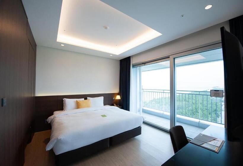 جناح إدارى, St.john S