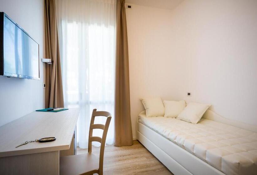 Полулюкс Вид на Море, Villa Maria