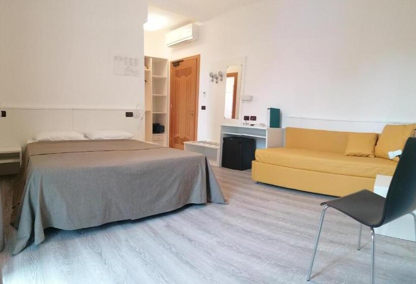 Трехместный Superior Вид на Море, Villa Maria