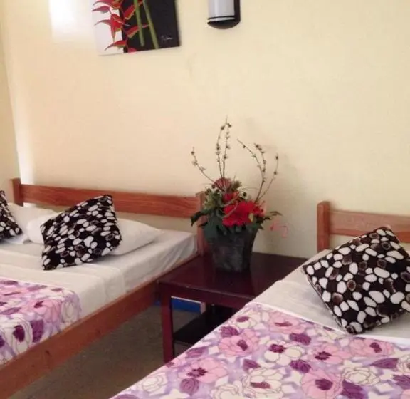 اتاق استاندارد با سرویس بهداشتی مشترک, Pacific Paradise Motel