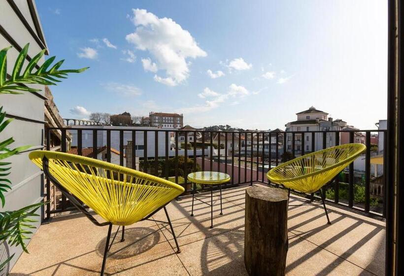 سوییت, Autor Guesthouse