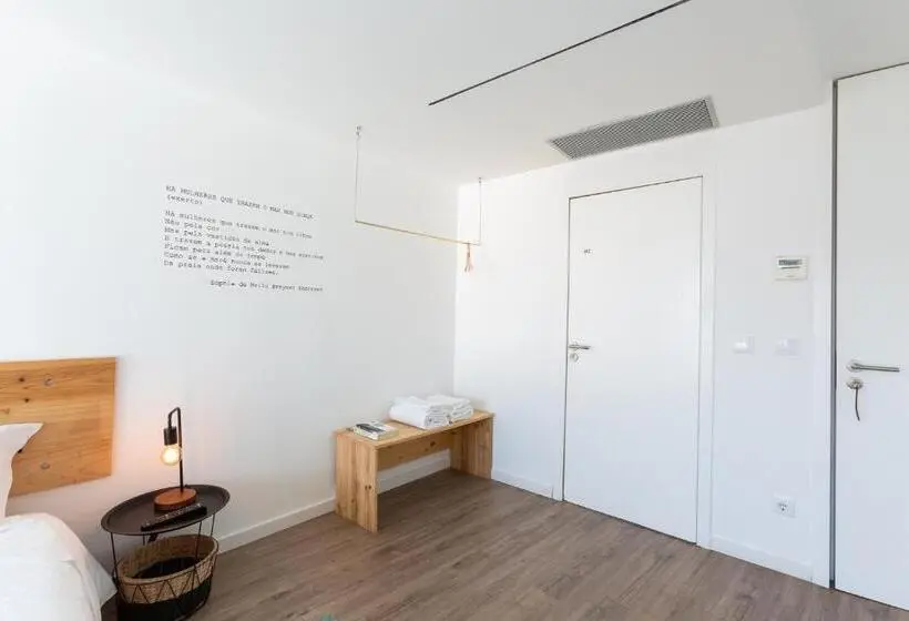 ガーデンビュースイート, Autor Guesthouse