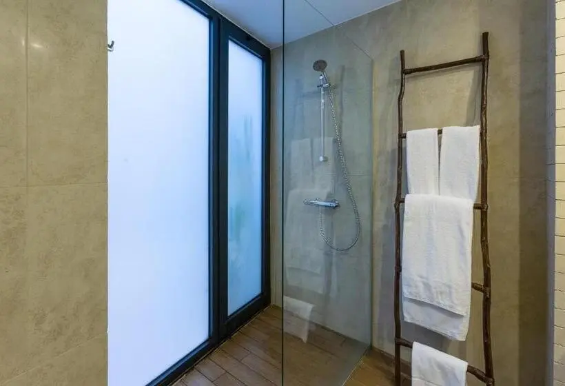 バルコニー付スイート, Autor Guesthouse