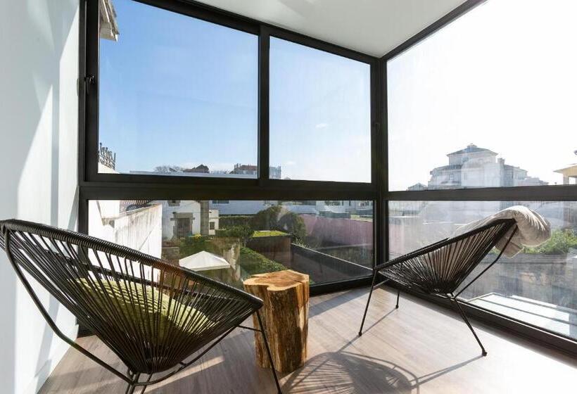 سوئیت با بالکن, Autor Guesthouse