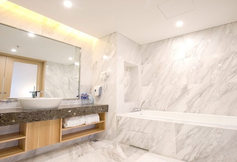 套房, Holiday Inn Express Chifeng Hongshan By Ihg