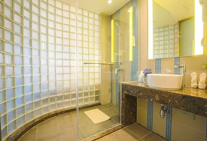 Номер Стандарт, Holiday Inn Express Chifeng Hongshan By Ihg