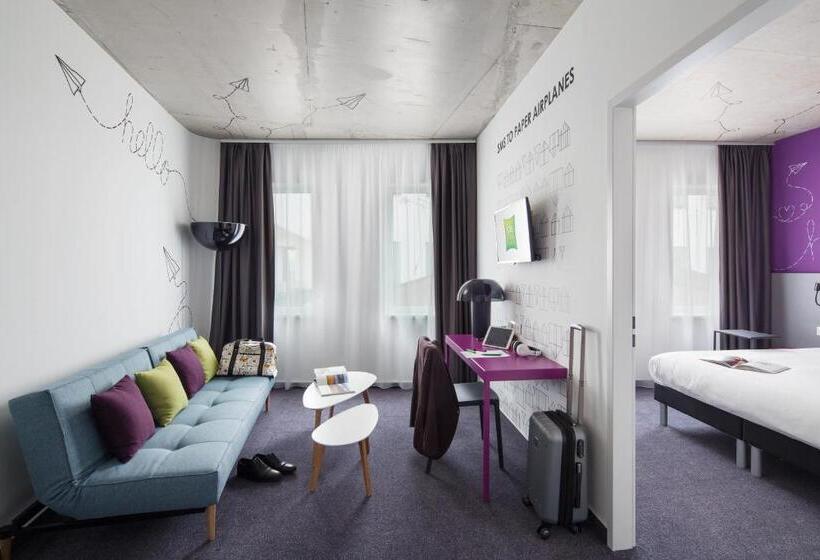 Люкс, Ibis Styles Budapest Airport
