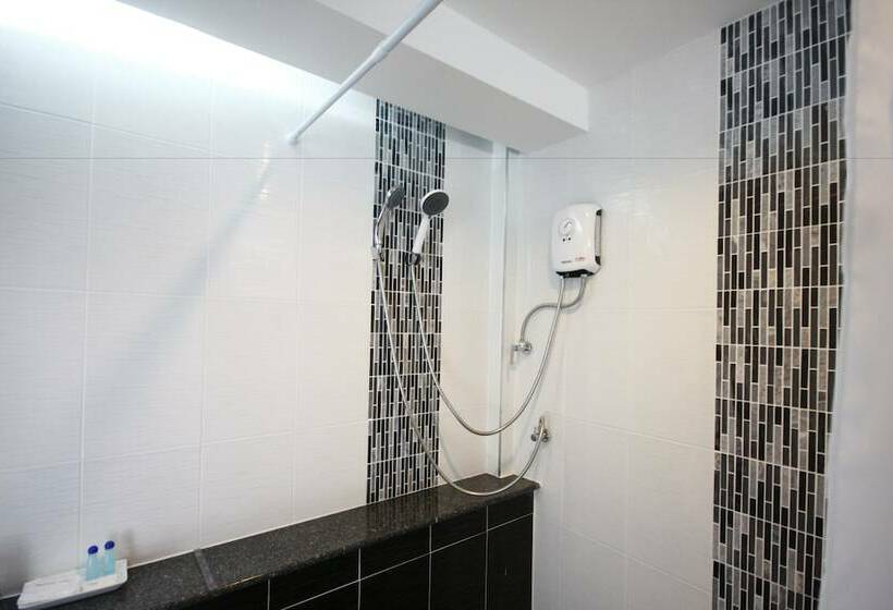 디럭스 룸, Radina Residence