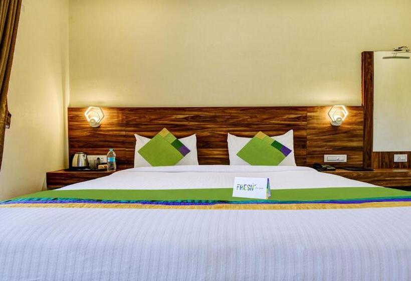 Номер Deluxe, Treebo Jp Cottage