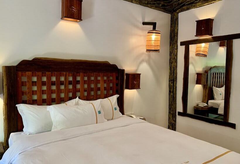 سوییت با چشم‌انداز استخر, Little Prince Resort & Spa