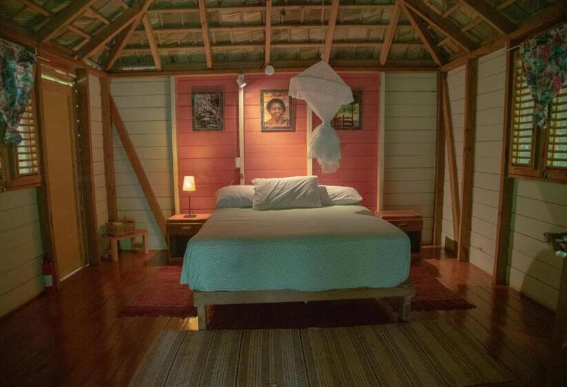 بانگلوی استاندارد, Aventura Rincon Ecolodge