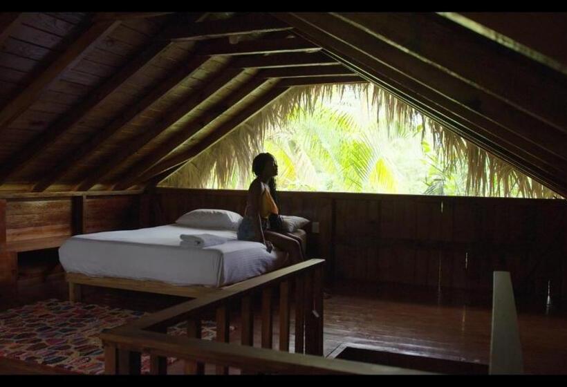اتاق استاندارد سه تخته با بالکن, Aventura Rincon Ecolodge