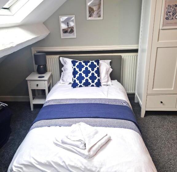 ファミリールーム, Hafan Artro