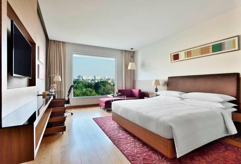 غرفة ديلوكس, Indore Marriott