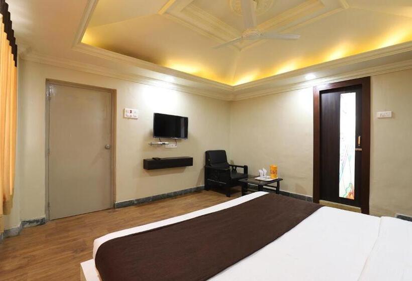 带大床的豪华间, Loyal Residency