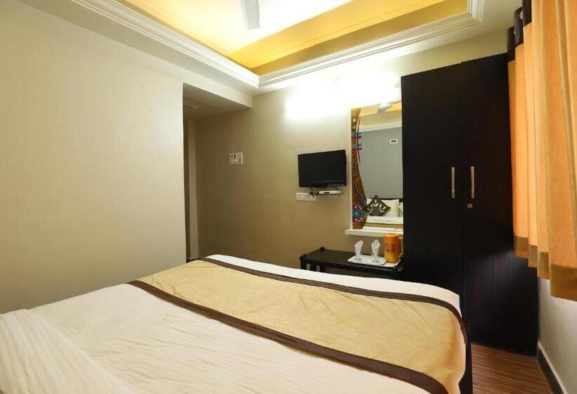 带大床的豪华间, Loyal Residency