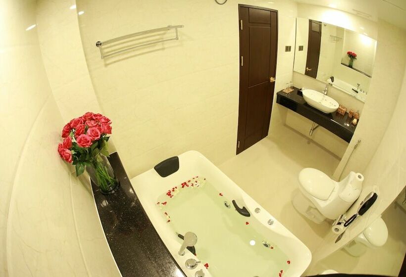 اتاق لوکس, Rose Palace Hotel Yangon