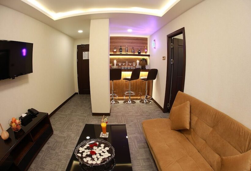 سوئیت رویال, Rose Palace Hotel Yangon