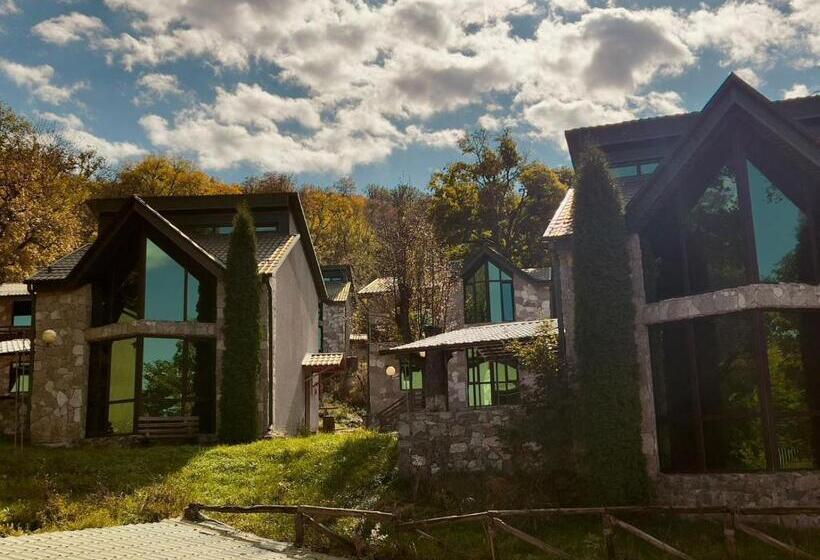 ２ベッドルームハウス, Dilijan Park Resort & Villas