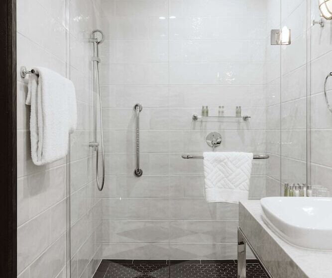 디럭스 룸, Doubletree By Hilton Wellington