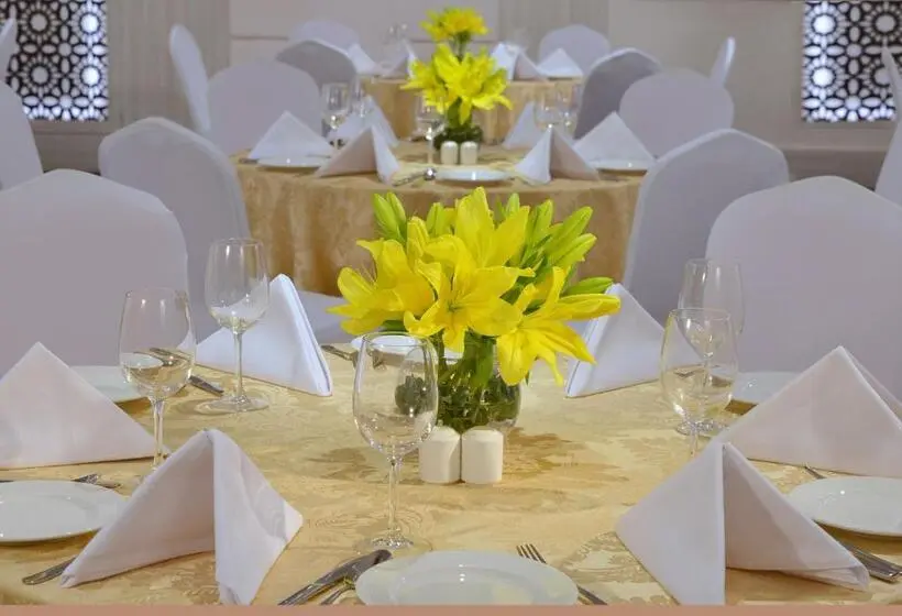デラックススイート, Fortune Inn Promenade, Vadodara   Member Itc S Hotel Group
