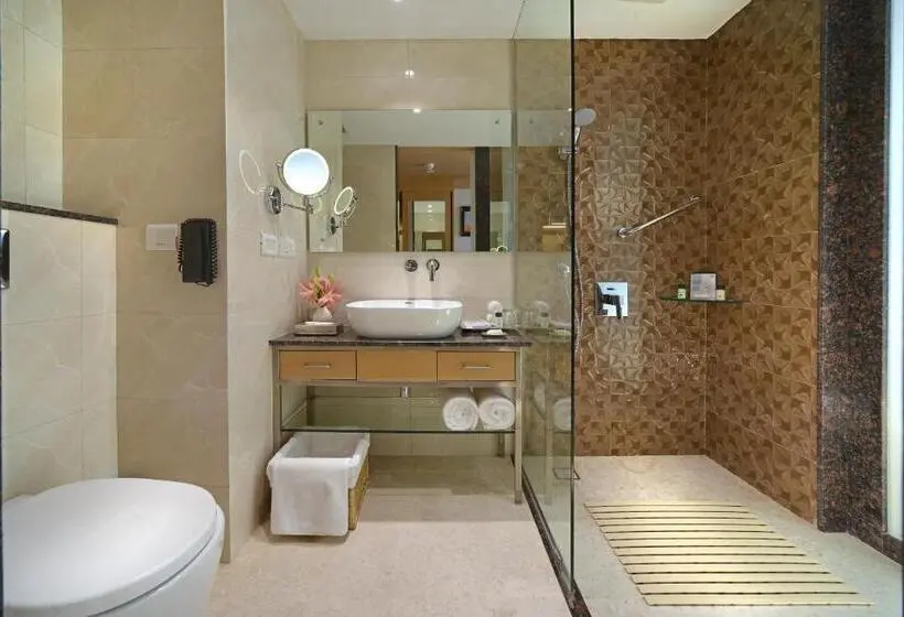 デラックスルーム, Fortune Inn Promenade, Vadodara   Member Itc S Hotel Group
