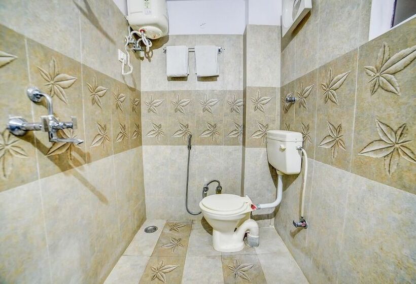 Superior Room, Radha Nikunj Residency