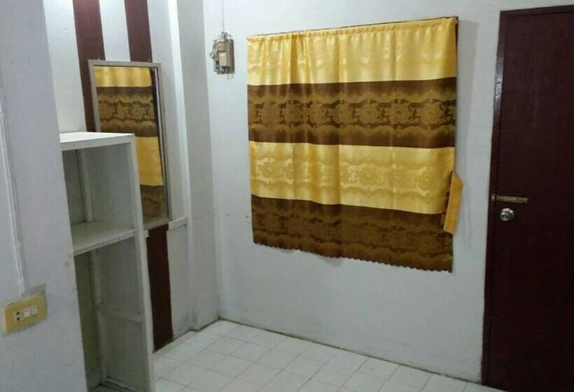 经济房, Adchara Mansion